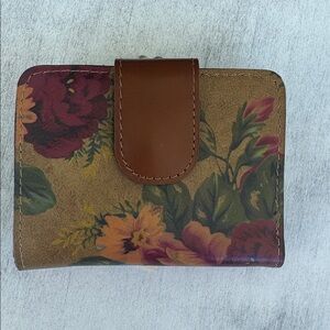 Patricia Nash Iberia Floral Vtg Victoria's Garden Brown Leather Bi-Fold Wallet